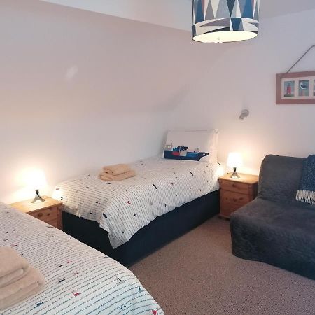 Port Side Brixham - Ideal Seaside Getaway - Parking - Wood-Burner - Dog Friendly Εξωτερικό φωτογραφία